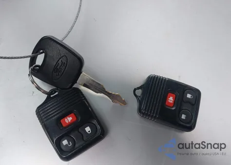 2003 Ford F-150 Lariat/Xlt z USA, uszkodzony, nr VIN 1FTRW08L23KA14883